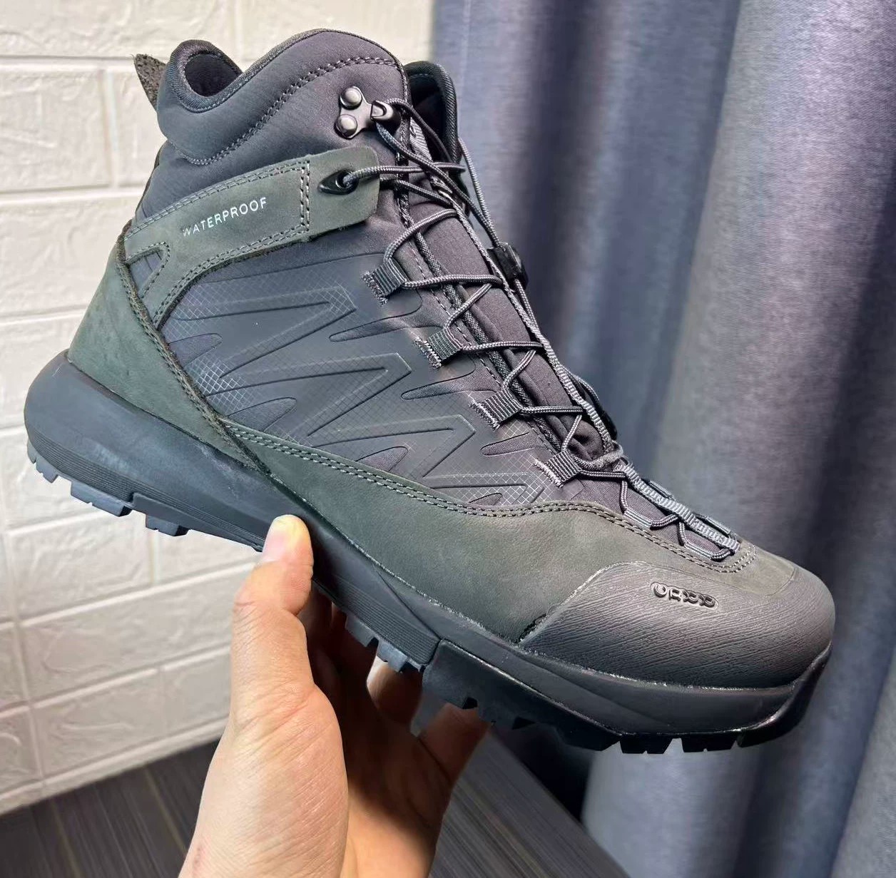Streetwear Brand Shoes - Sepatu Hiking Kulit High Top Pria