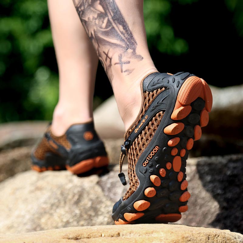 Trekking Gunung Sepatu Olahrag - Streetwear Brand With White Flowers ulasan dan harga